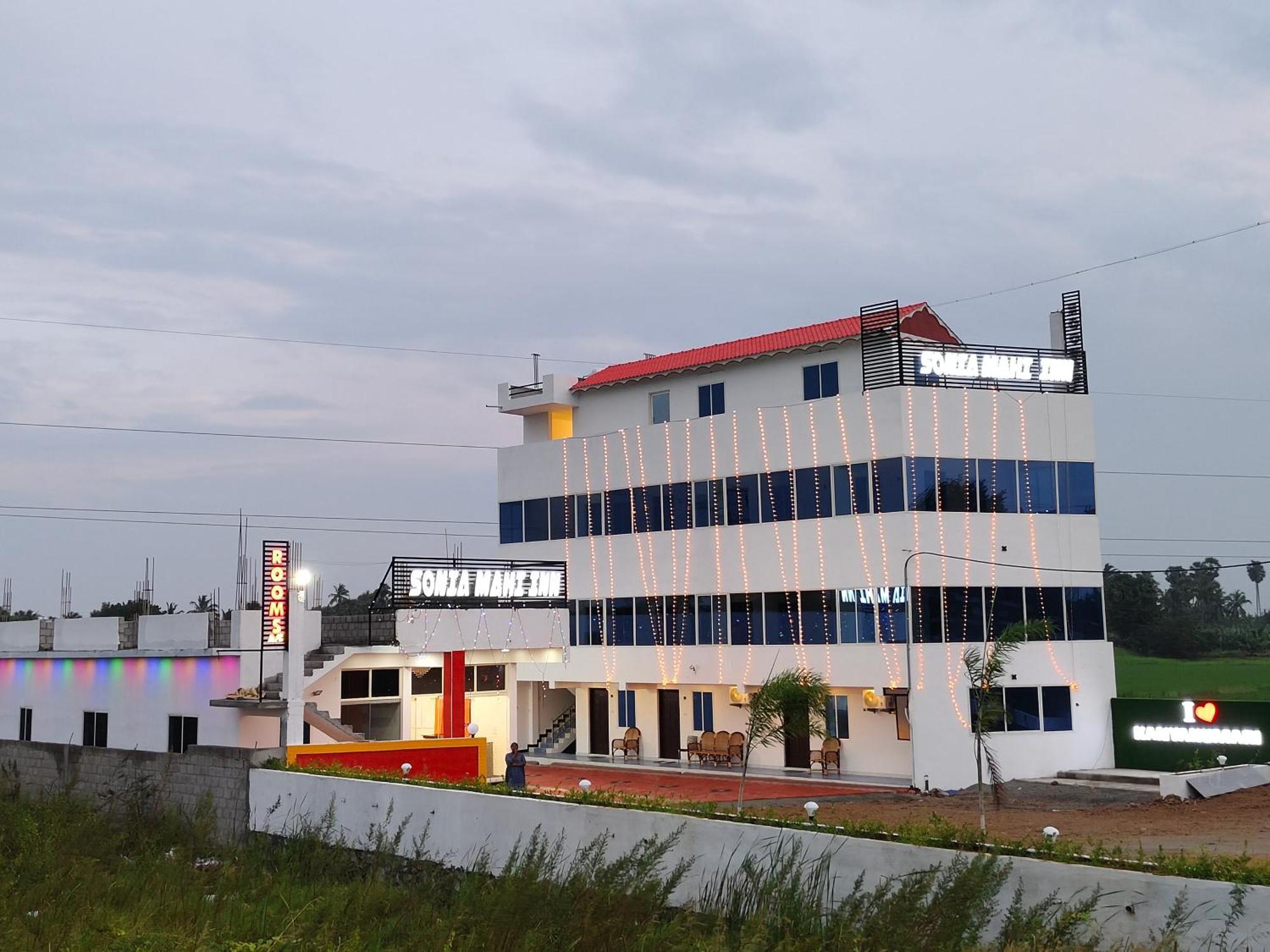 Hotel Sonia Mahi Inn Kanyakumari Esterno foto